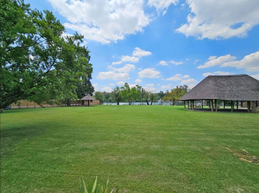 5 Bedroom Property for Sale in Maraldi Estate Free State